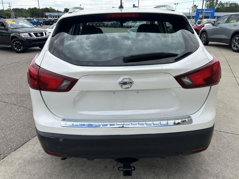 Used 2017 Nissan Rogue Sport SL w/ SL Premium Package AWD/4WD image 6