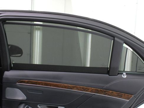 Used 2015 Mercedes-Benz S 550 Sedan image 47