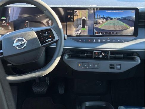 New 2026 Nissan Leaf Platinum+ w/ Floor Mat Package (Platinum+) image 6