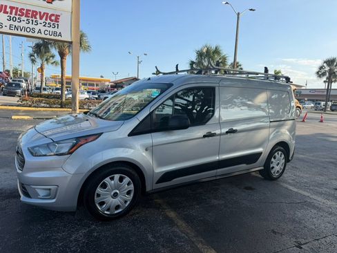 Used 2022 Ford Transit Connect XLT FWD image 2