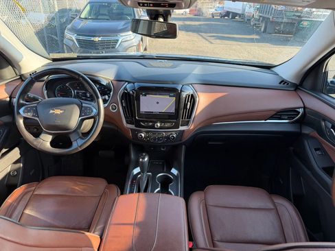 Used 2019 Chevrolet Traverse High Country w/ LPO, Floor Liner Package AWD/4WD image 32