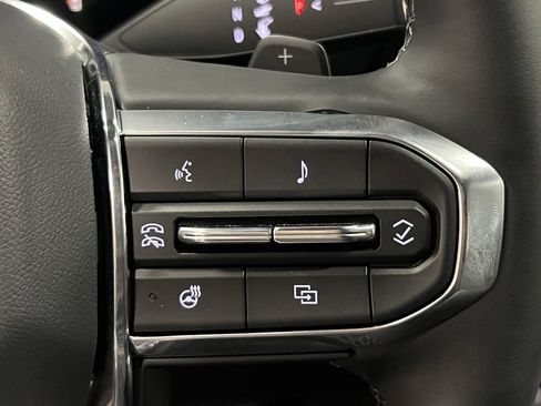 New 2025 GMC Terrain Elevation w/ Technology Package II image 13