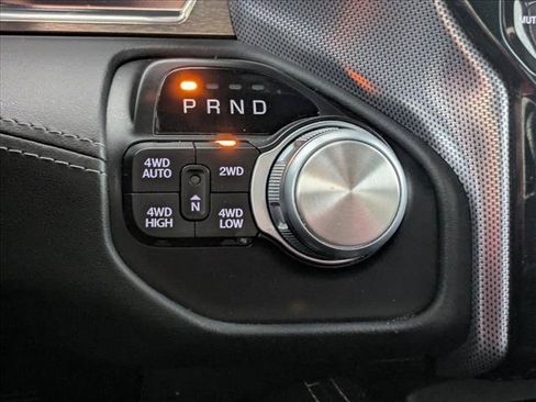 Used 2019 RAM 1500 Limited AWD/4WD image 12