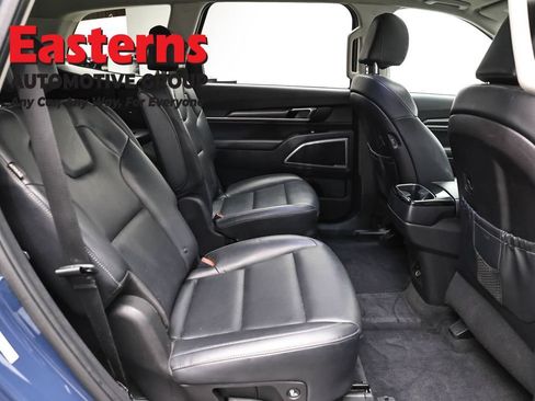 Used 2025 Kia Telluride S FWD image 23