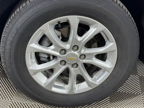 Used 2020 Chevrolet Equinox LT image 12