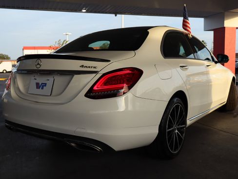 Used 2019 Mercedes-Benz C 300 4MATIC Sedan image 5