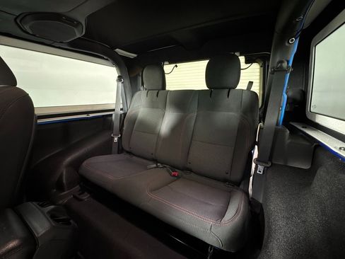 Used 2022 Jeep Wrangler Rubicon image 15