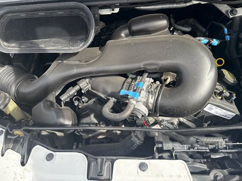 Used 2017 Ford Transit 350 XL image 20