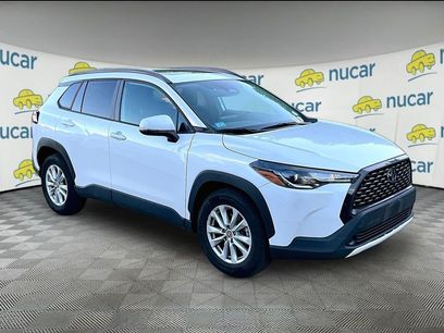 Used 2023 Toyota Corolla Cross LE w/ Moonroof Package