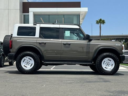 New 2026 Ford Bronco Heritage Edition AWD/4WD image 2