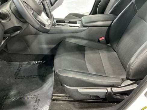 Used 2022 Nissan Sentra SV image 15