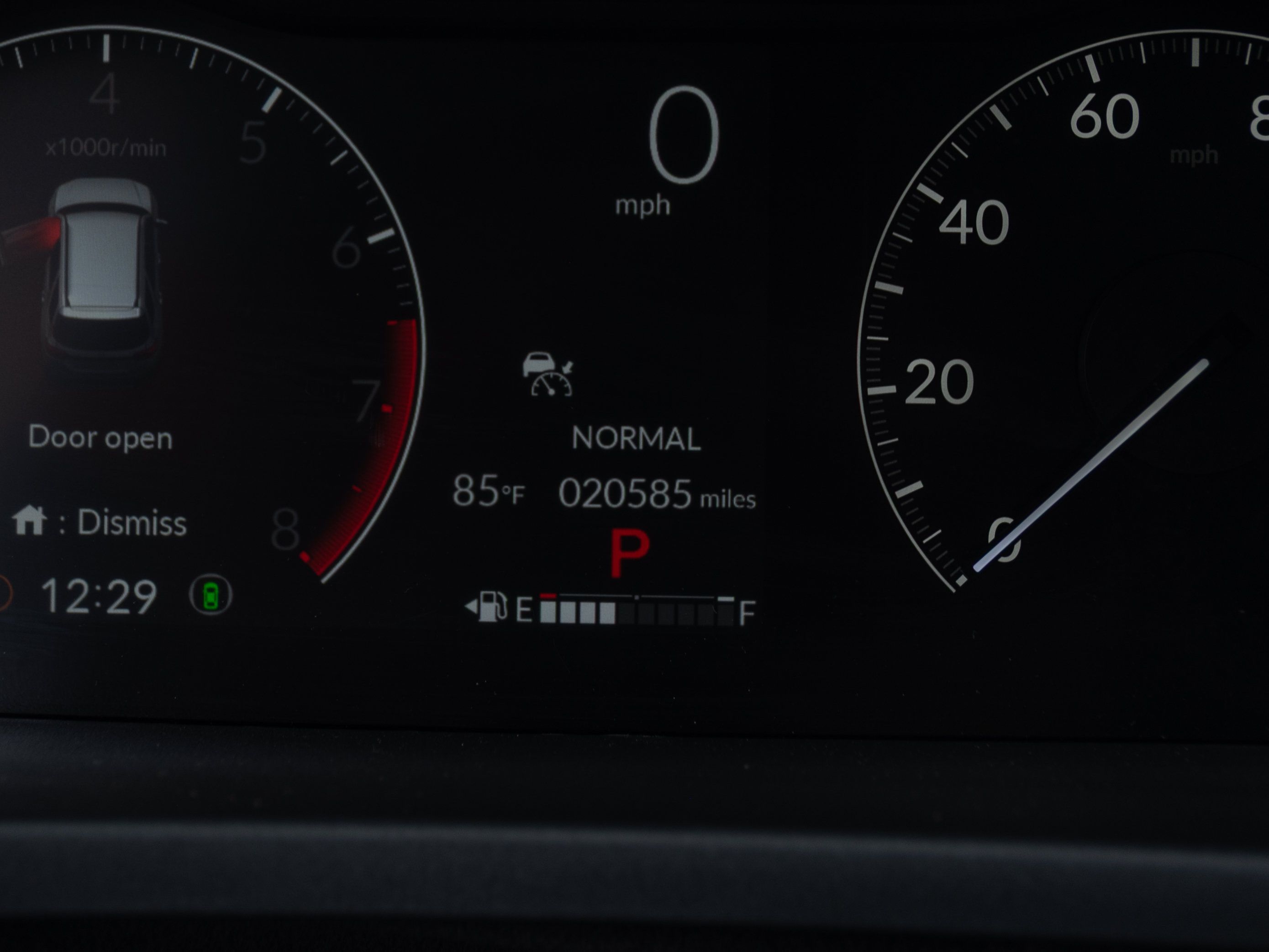 Used 2025 Honda Pilot Touring image 3