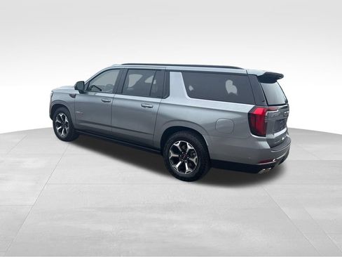 Used 2026 GMC Yukon XL AT4 Ultimate w/ LPO, Floor Liner Package AWD/4WD image 4
