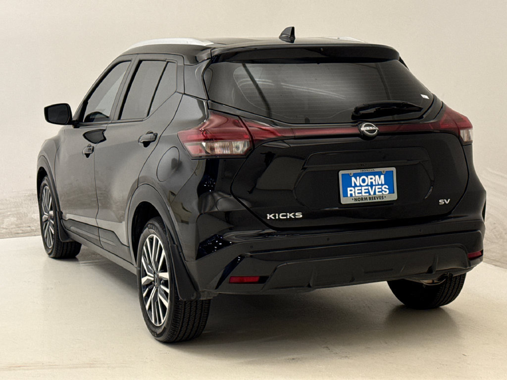 Used 2024 Nissan Kicks SV FWD image 7