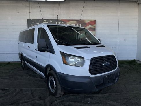 Used 2017 Ford Transit 150 XL image 6