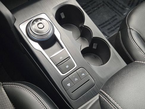 Used 2022 Ford Escape Titanium w/ Class II Trailer Tow Package image 30