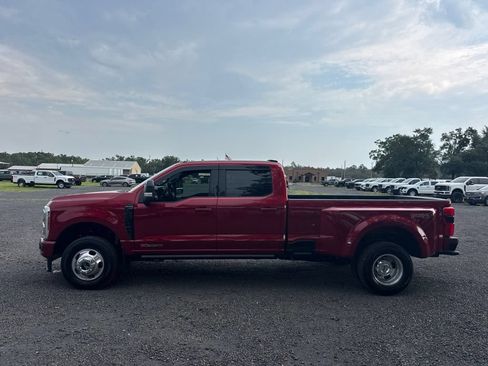 Used 2026 Ford F350 Platinum AWD/4WD image 2