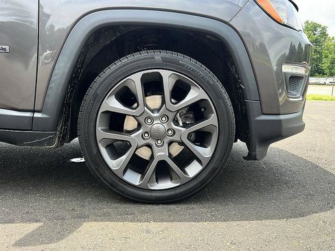 Used 2021 Jeep Compass Latitude w/ Sun and Sound Group FWD image 22