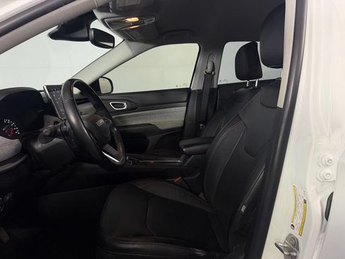 Used 2022 Jeep Compass Latitude AWD/4WD image 21
