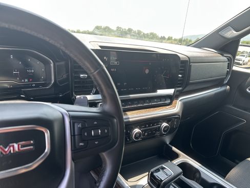 Used 2025 GMC Sierra 1500 Elevation AWD/4WD image 23