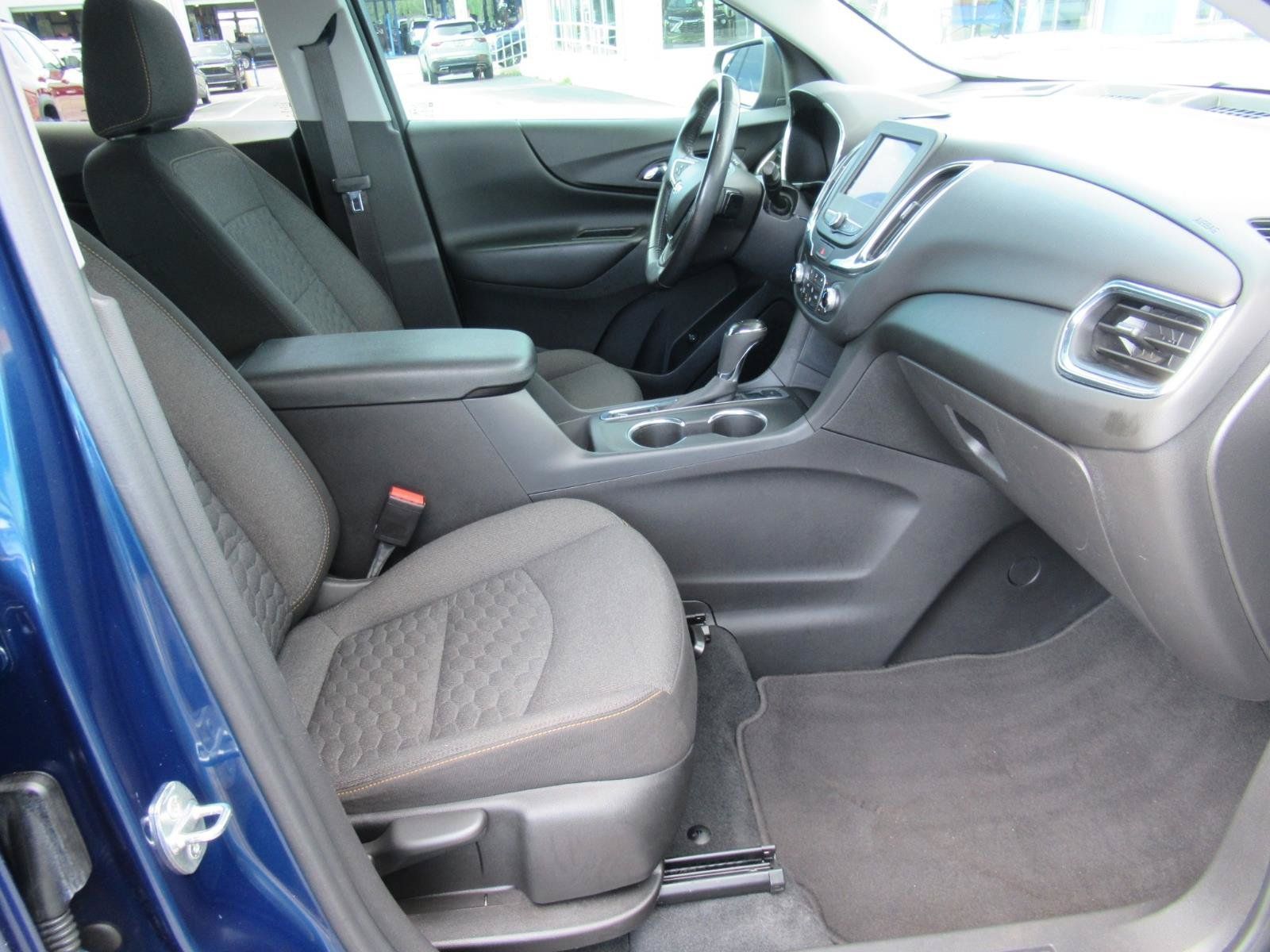 Used 2021 Chevrolet Equinox LT AWD/4WD image 11
