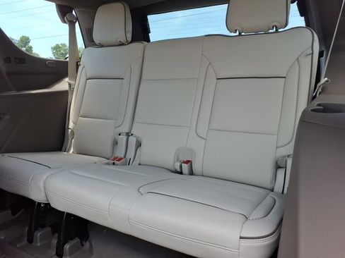 New 2026 GMC Yukon Denali w/ Advanced Technology Package AWD/4WD image 16