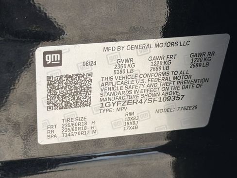 Used 2025 Cadillac XT4 Sport FWD image 31