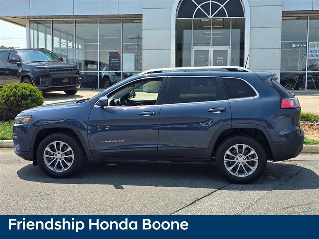 Used 2021 Jeep Cherokee Latitude Lux w/ Comfort/Convenience Group AWD/4WD image 23