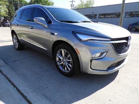 Used 2023 Buick Enclave Avenir w/ Trailering Package, 5000 lbs. AWD/4WD image 11
