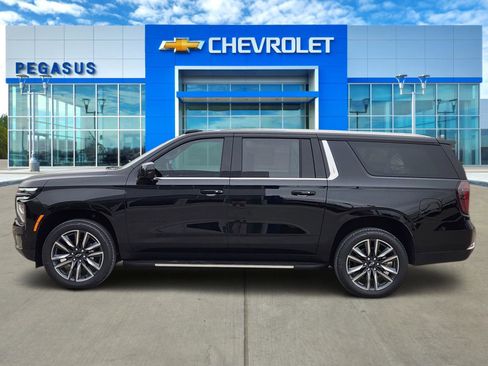 New 2026 Chevrolet Suburban LS w/ LS Custom Edition AWD/4WD image 3