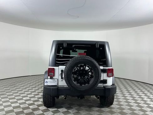 Used 2014 Jeep Wrangler Unlimited Sport w/ Quick Order Package 24S AWD/4WD image 6