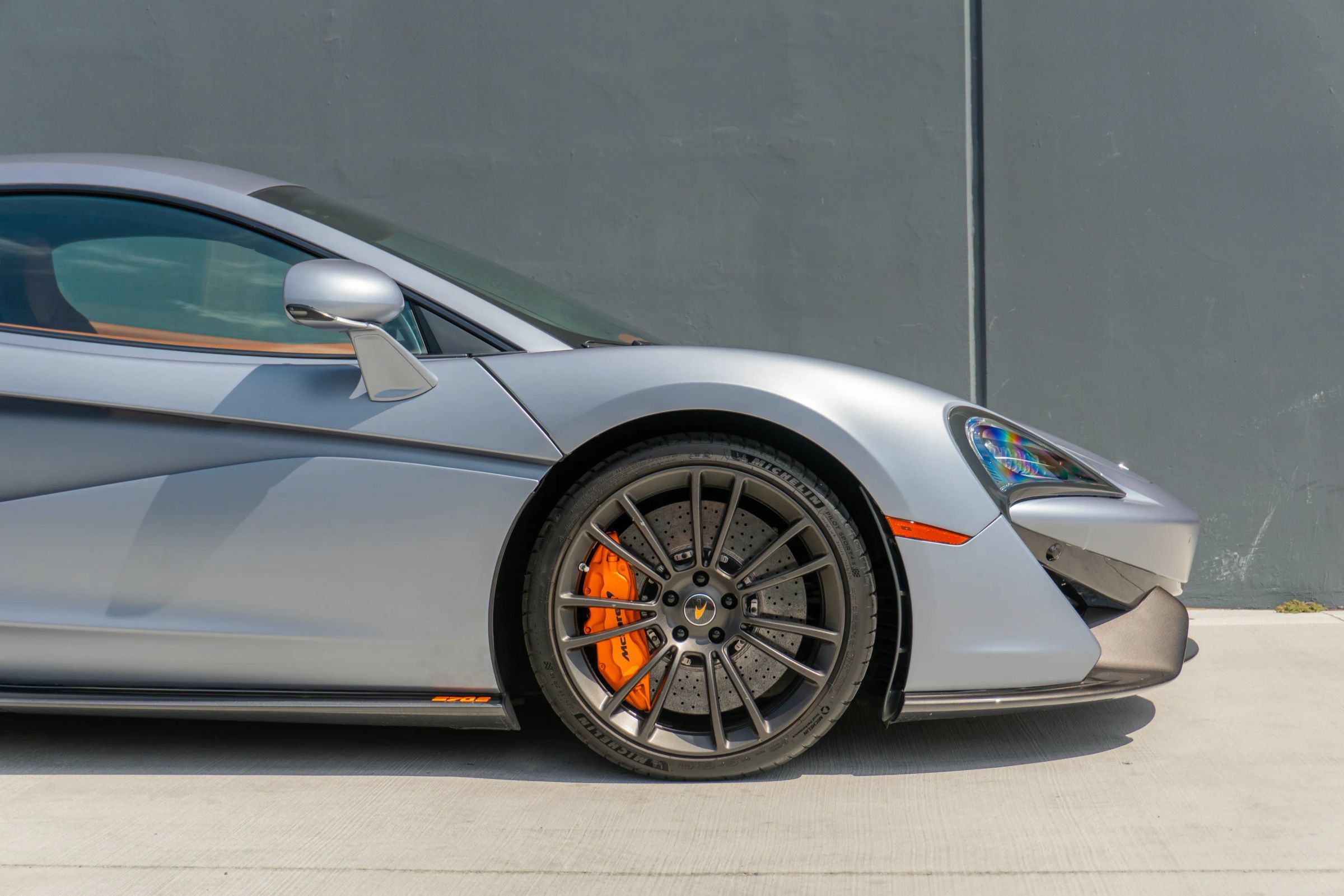 Used 2017 McLaren 570S Coupe RWD image 35
