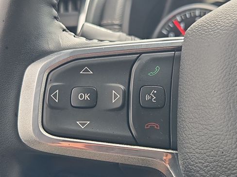 Used 2023 RAM 1500 Laramie AWD/4WD image 18