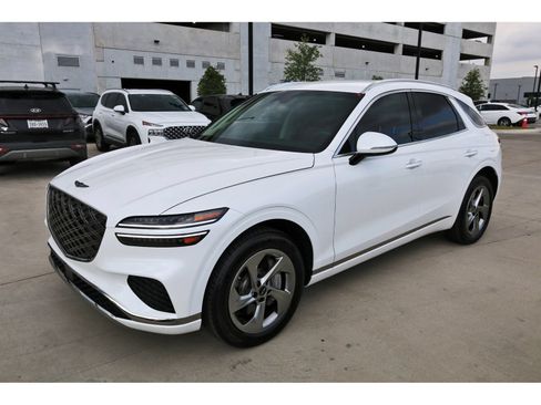 Used 2026 Genesis GV70 2.5T AWD/4WD image 3