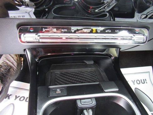 Used 2024 Mercedes-Benz CLA 250 4MATIC image 42