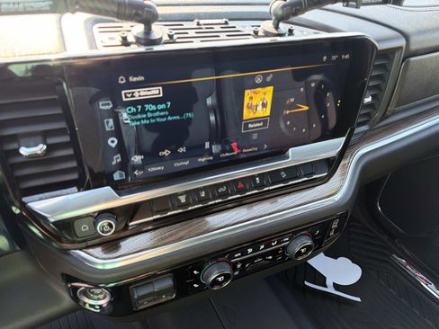 Certified 2024 Chevrolet Silverado 2500 LT image 9