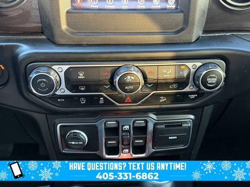 Used 2021 Jeep Wrangler Unlimited Sport image 19