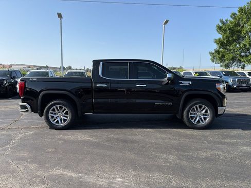 Used 2021 GMC Sierra 1500 SLT AWD/4WD image 4