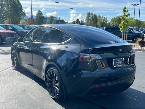 Used 2022 Tesla Model Y Performance AWD/4WD image 10