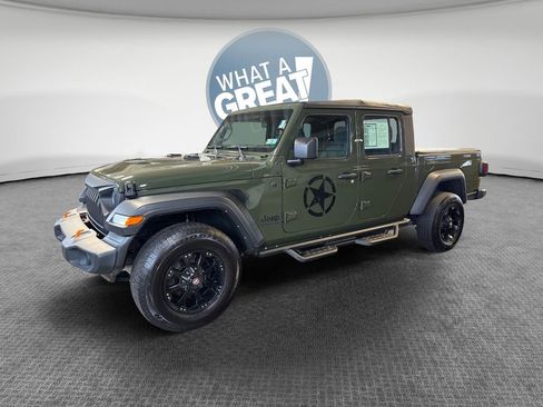 Used 2022 Jeep Gladiator Sport w/ Trailer Tow Package AWD/4WD image 8
