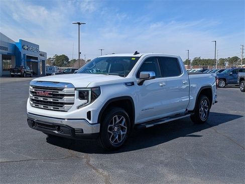 New 2026 GMC Sierra 1500 SLE w/ Preferred Package image 7