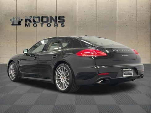 Used 2016 Porsche Panamera 4 AWD/4WD image 8