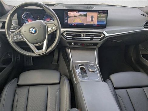 Used 2024 BMW 330i Sedan w/ Premium Package RWD image 17