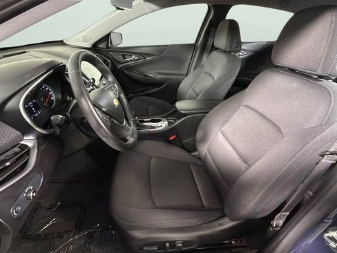 Used 2025 Chevrolet Malibu RS image 17