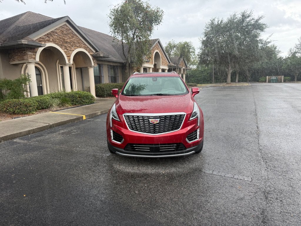 Used 2024 Cadillac XT5 Premium Luxury w/ Technology Package FWD image 5