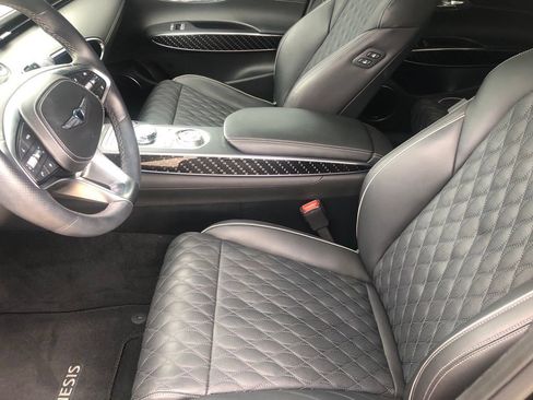 Used 2025 Genesis GV70 3.5T Sport w/ Sport Prestige Package AWD/4WD image 13
