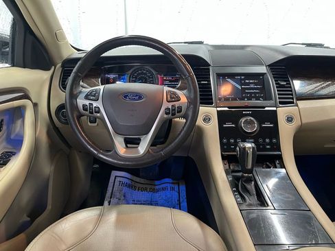 Used 2017 Ford Taurus Limited image 18