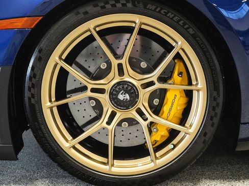 Used 2025 Porsche 911 GT3 w/ Chrono Package RWD image 9