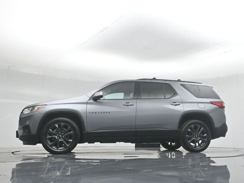 Used 2021 Chevrolet Traverse RS image 55