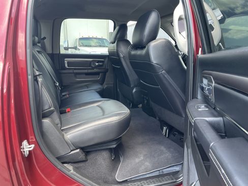 Used 2018 RAM 2500 Laramie w/ Sport Appearance Group AWD/4WD image 29